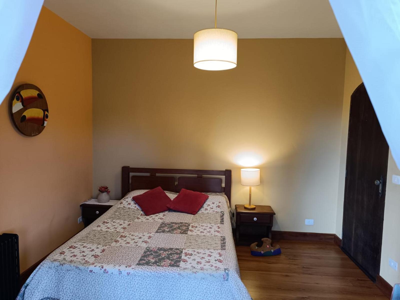 Entrevistas Chales E Suites Sao Bento do Sapucai Δωμάτιο φωτογραφία